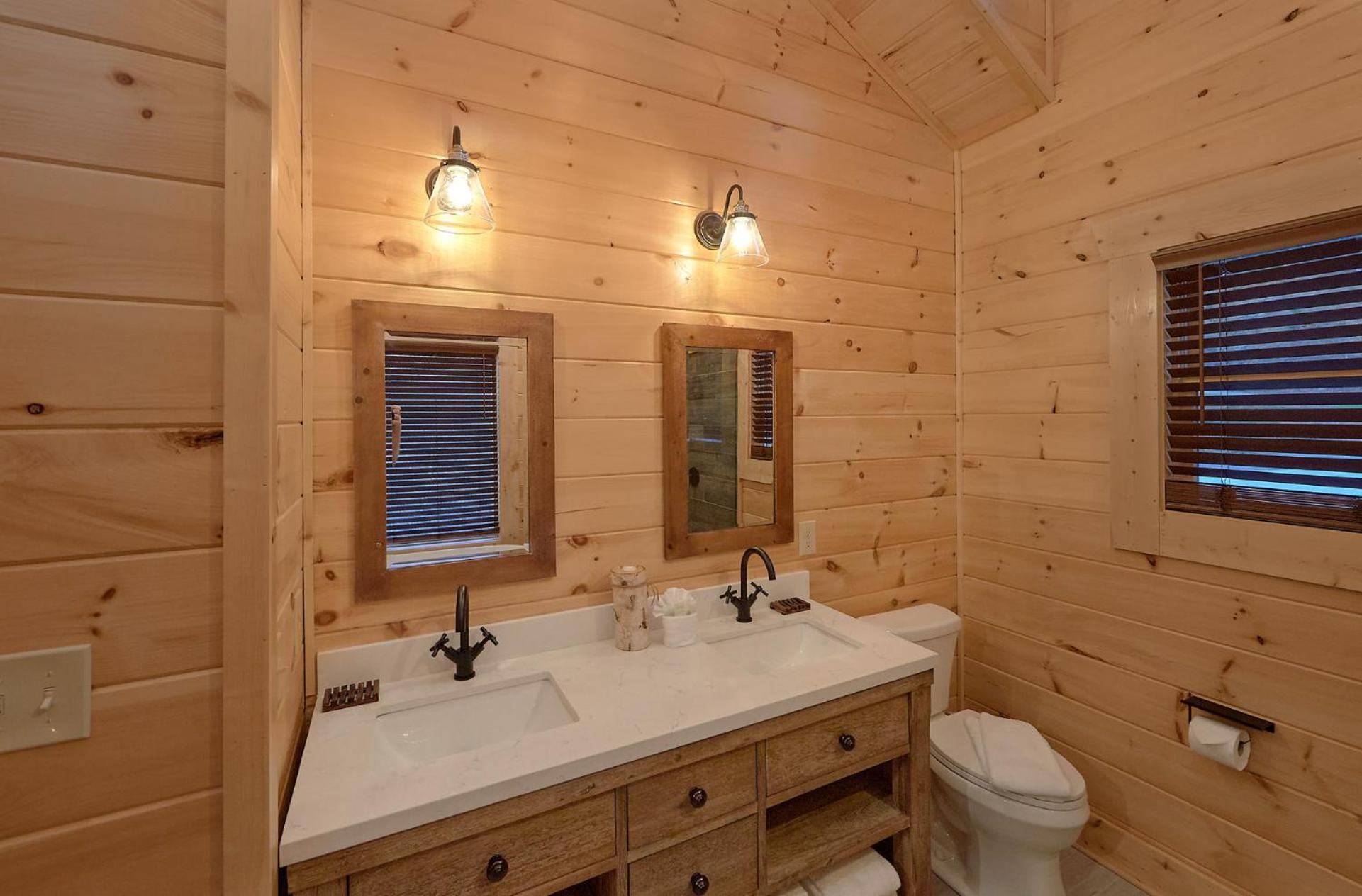 Misty Mountain Adventure Lodge Gatlinburg Ngoại thất bức ảnh